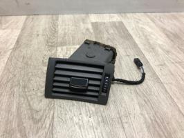 Aerateur tableau de bord avant gauche