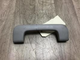 Poignee de maintien avant gauche