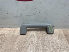 Poignee de maintien avant gauche