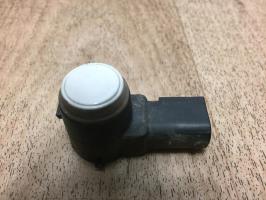 Sensor de ayuda al estacionamiento