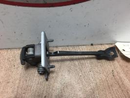 Tirant de porte arriere droit