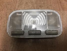 Luce di cortesia