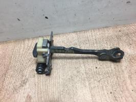 Tirant de porte avant droit
