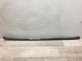 Baguette de porte arriere droite