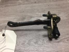 Tirant de porte arriere droit