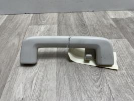 Poignee de maintien arriere droit