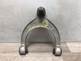 Triangle avant droit