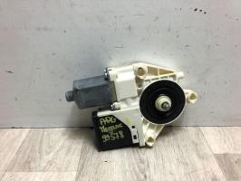 Motore alzacristalli posteriore sinistro