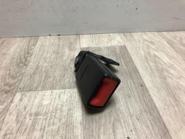Attache ceinture arriere gauche