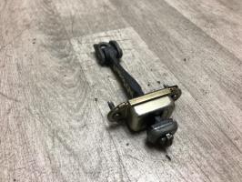 Tirant de porte avant droit