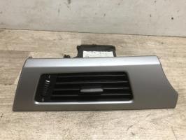 Aerateur tableau de bord avant gauche