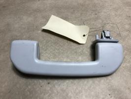 Poignee de maintien avant gauche