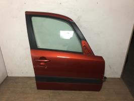 Puerta delantera derecha