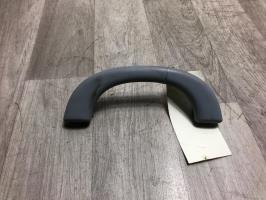Poignee de maintien avant droit