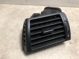 Aerateur tableau de bord avant gauche