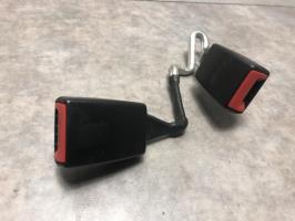 Attache ceinture arriere gauche