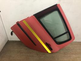 Puerta trasera izquierda