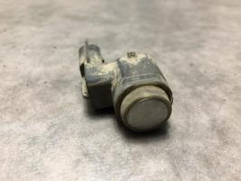 Sensor de ayuda al estacionamiento