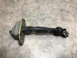 Tirant de porte arriere droit