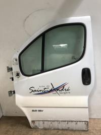 Porte avant gauche