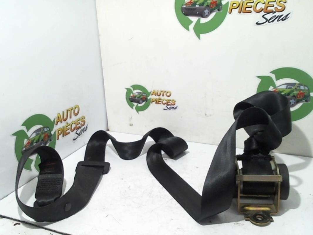 Ceinture arriere droit