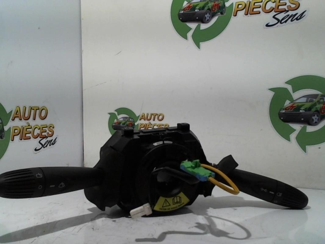 Com (Bloc Contacteur Tournant+Commodo Essuie Glace+Commodo Phare)