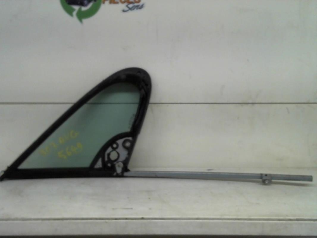 Custode avant gauche (porte)