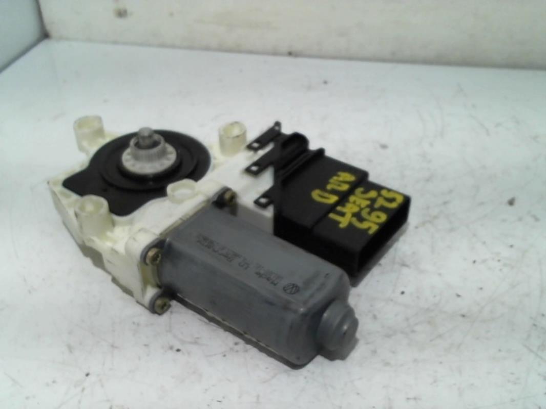 Moteur leve vitre arriere droit
