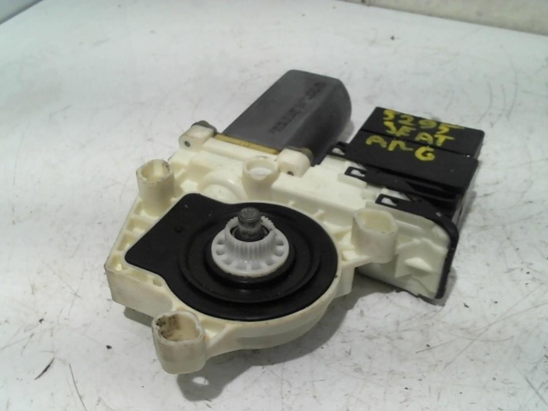 Moteur leve vitre arriere gauche