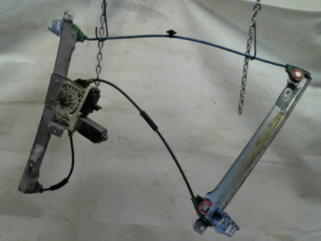 Leve vitre electrique avant droit