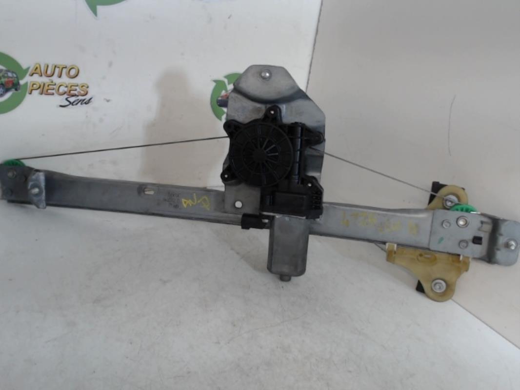 Leve vitre electrique avant droit