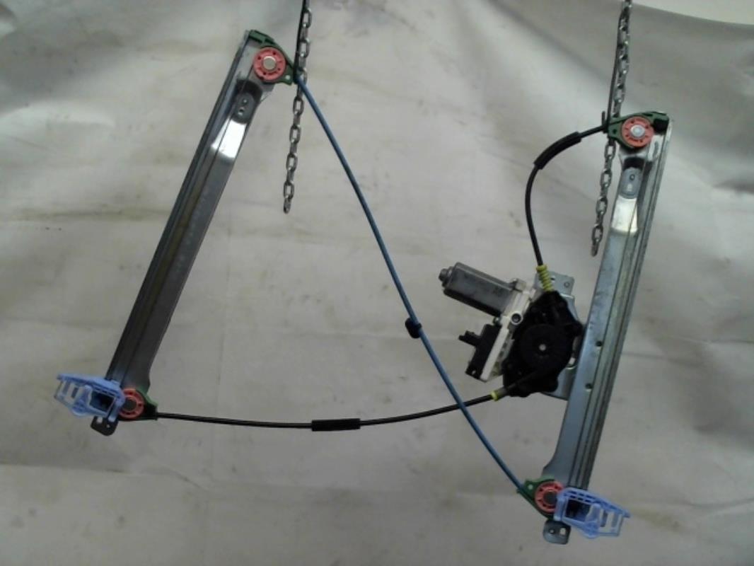 Leve vitre electrique avant gauche