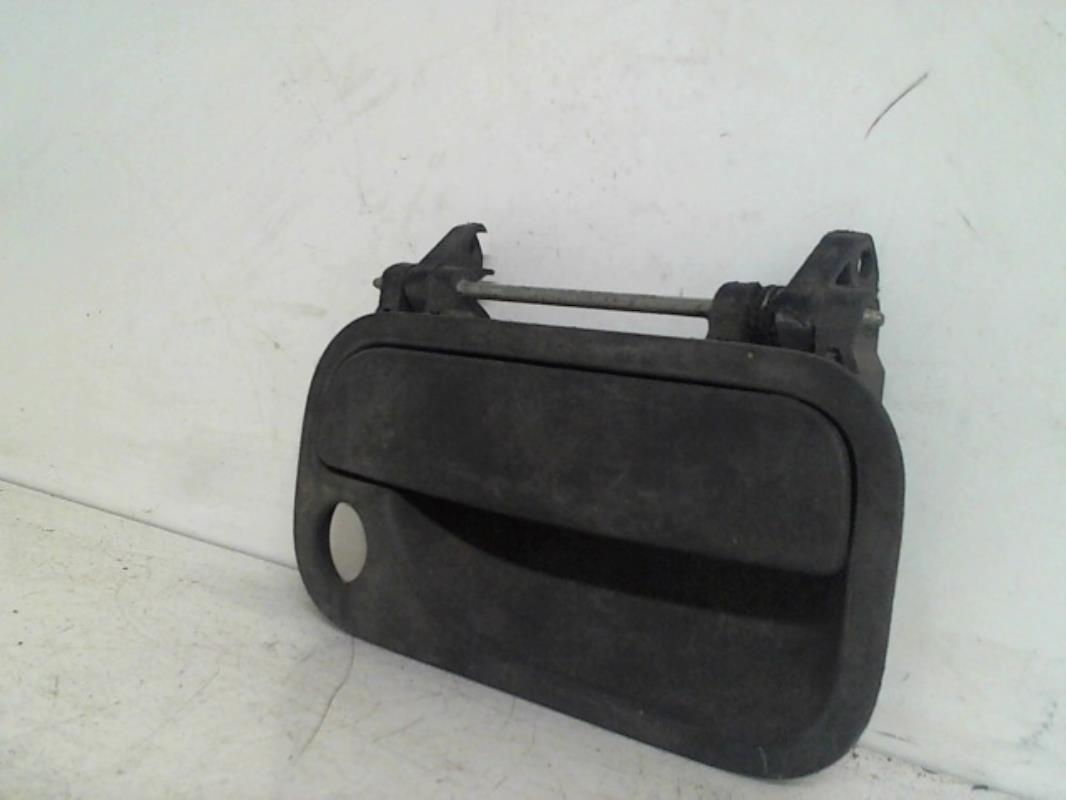 Poignee porte avant gauche