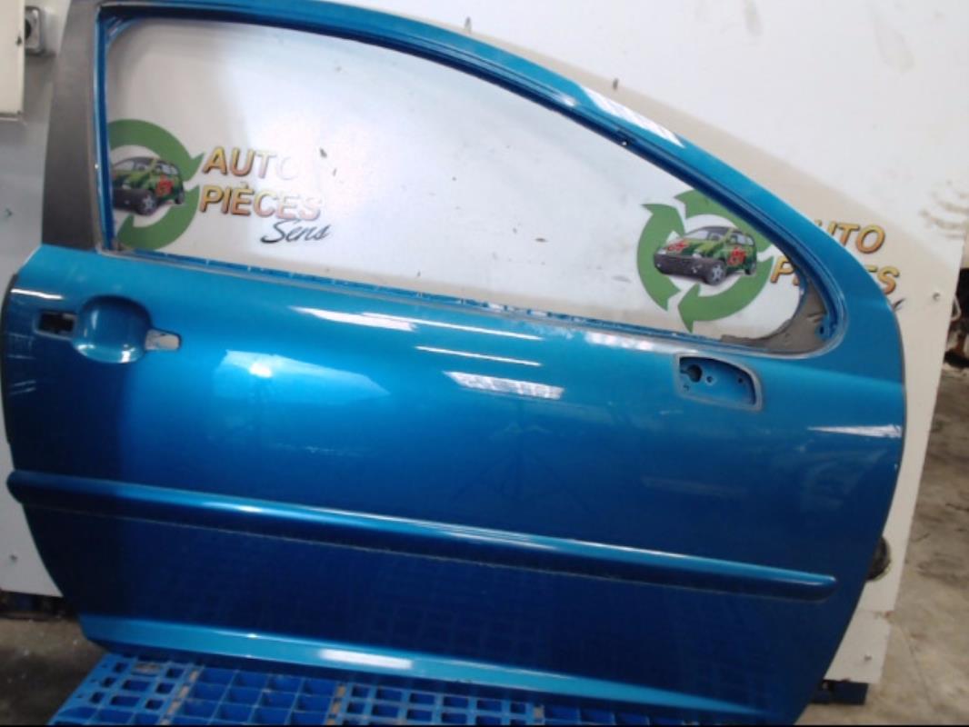 Porte avant droit