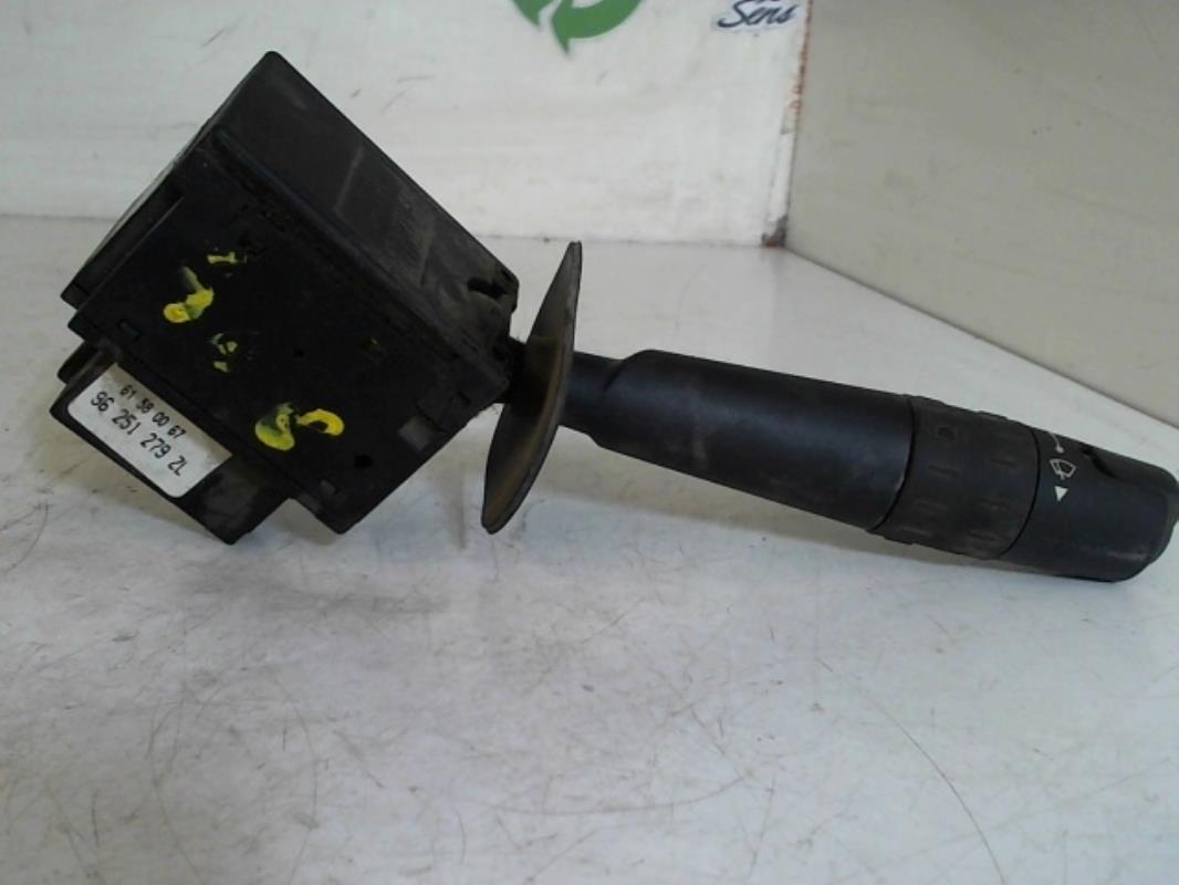 Commodo d'essuie glaces