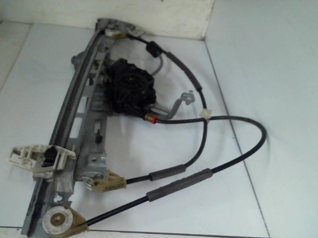 Leve vitre electrique avant gauche