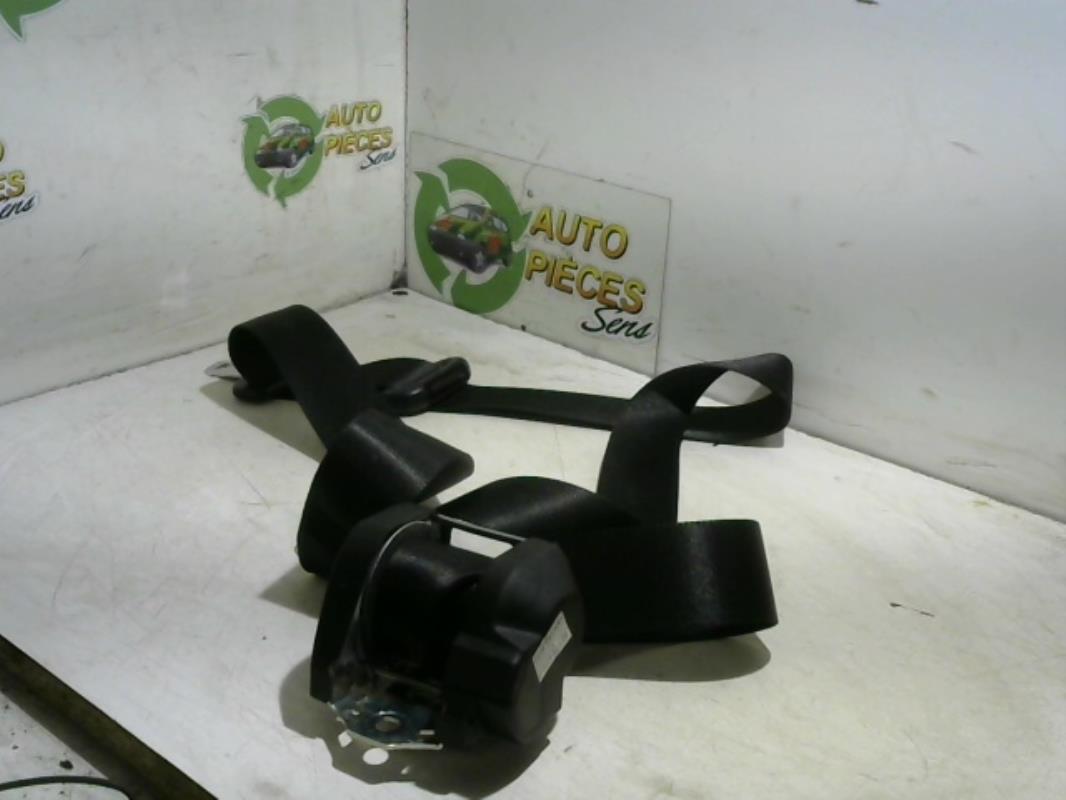 Ceinture arriere droit