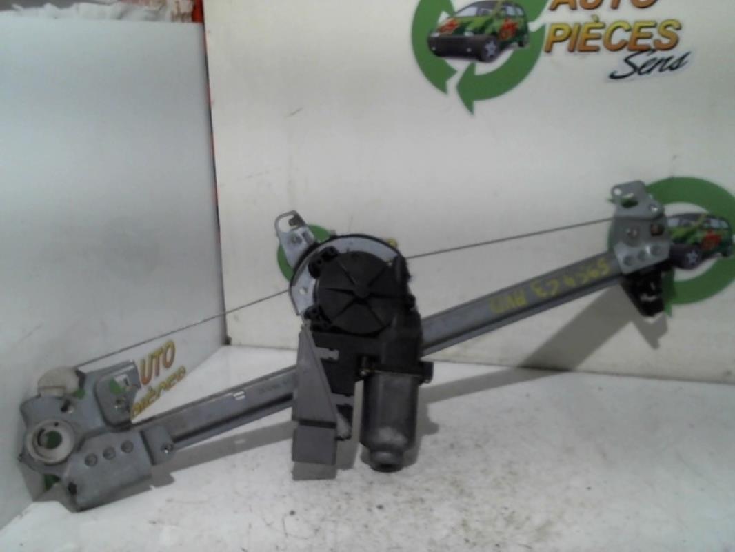 Leve vitre electrique avant droit