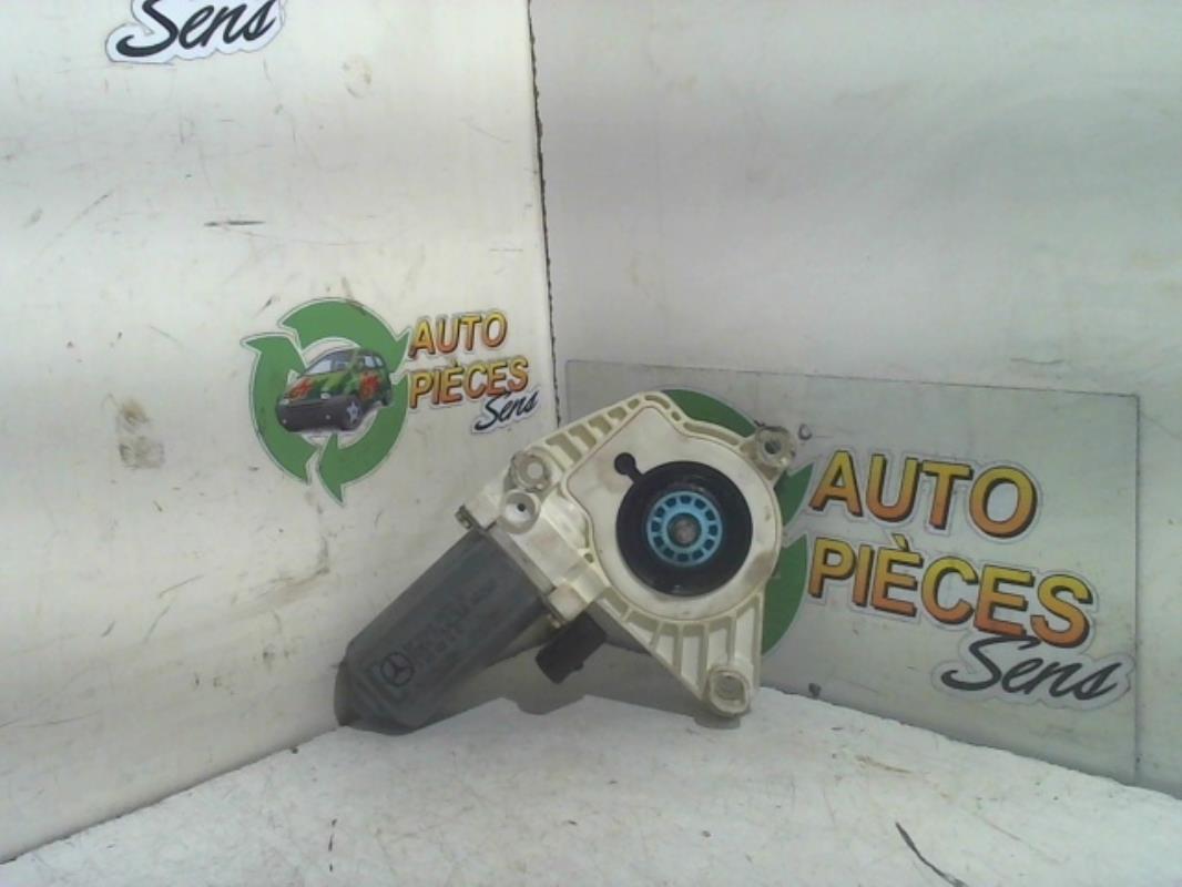 Moteur leve vitre avant droit