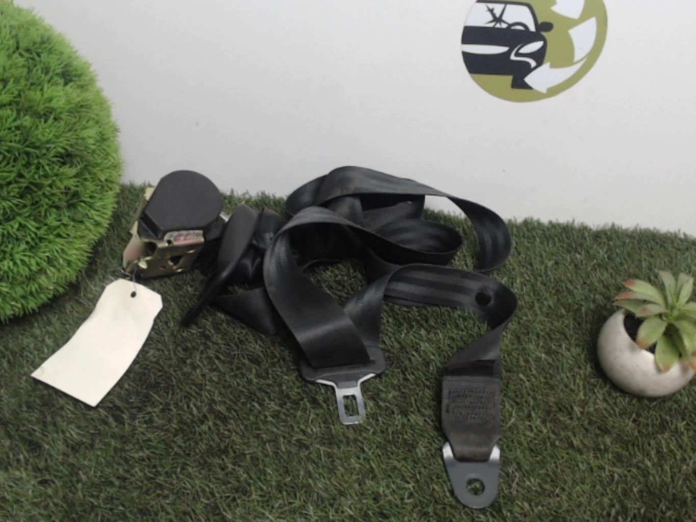 Ceinture arriere droit