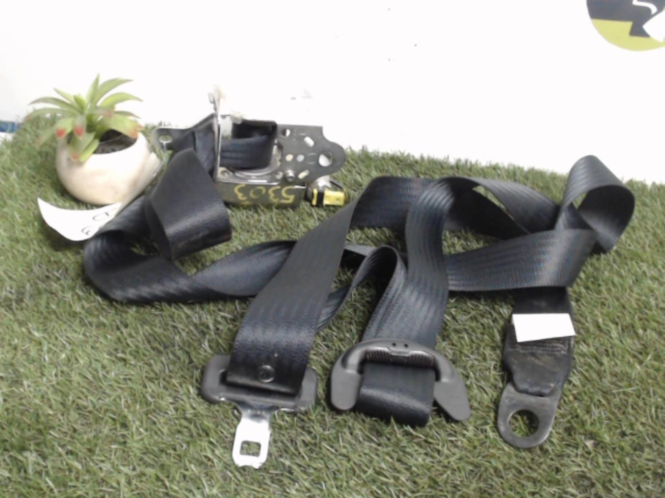 Ceinture avant droit