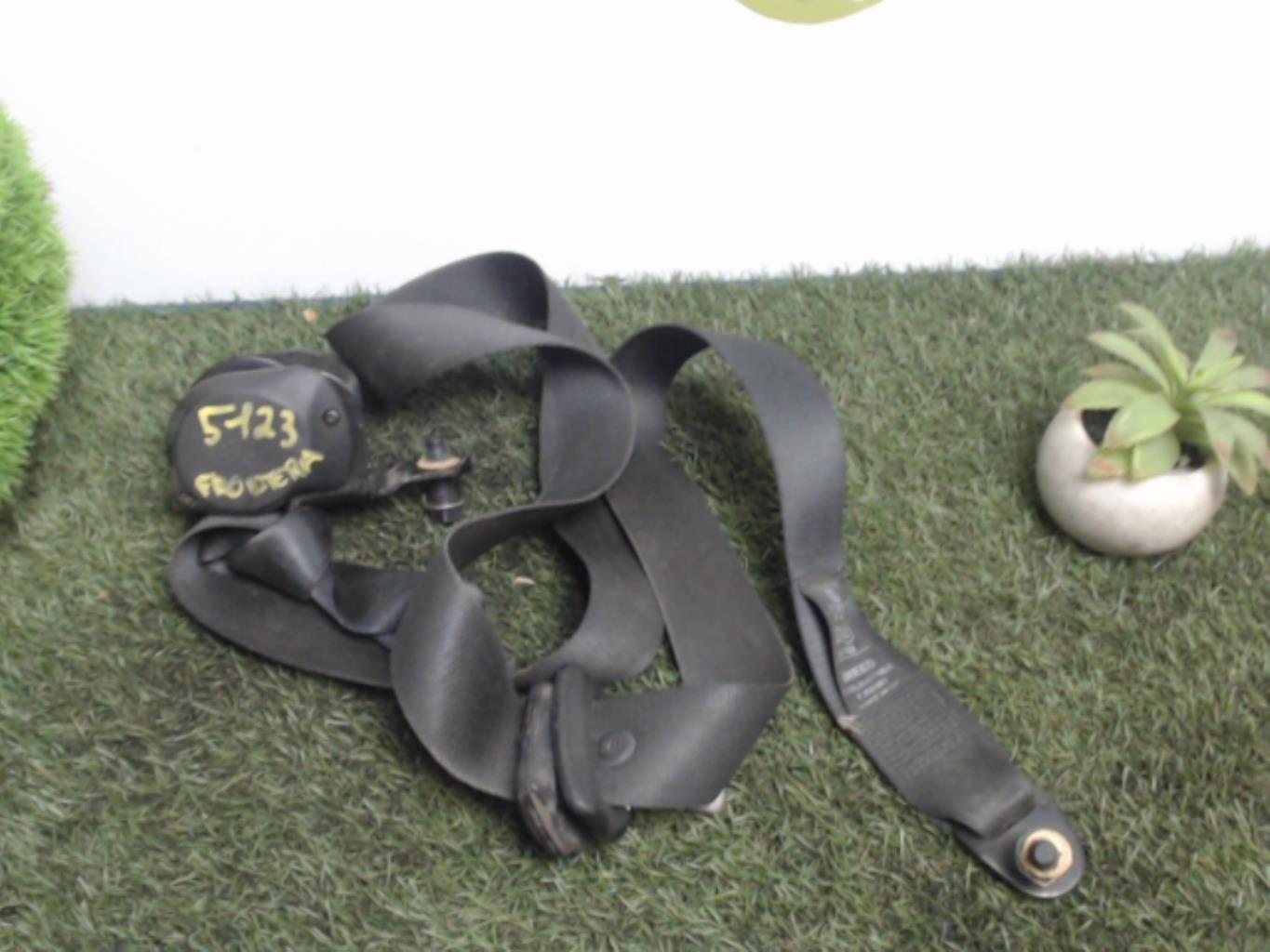 Ceinture avant droit