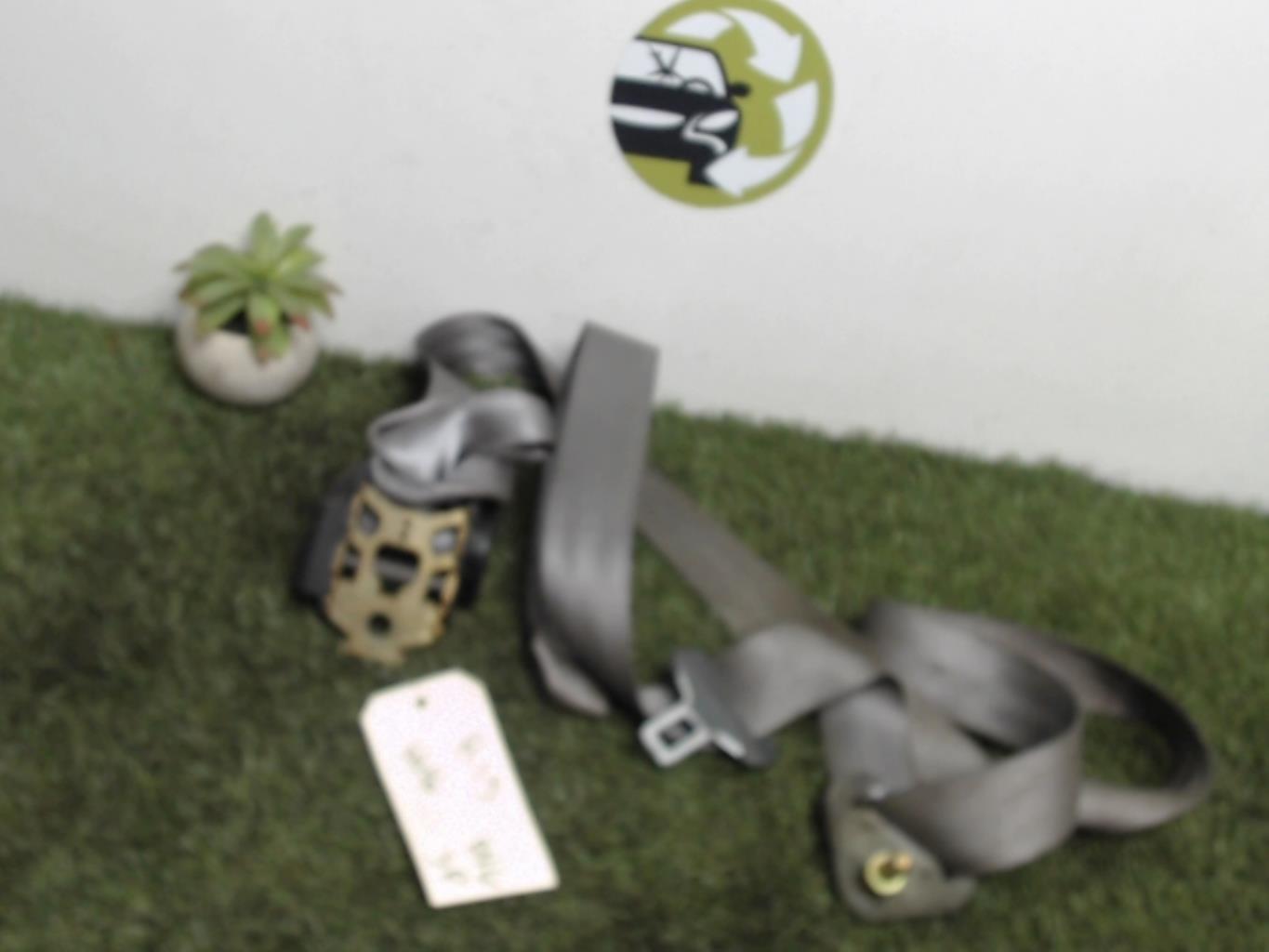 Ceinture avant droit
