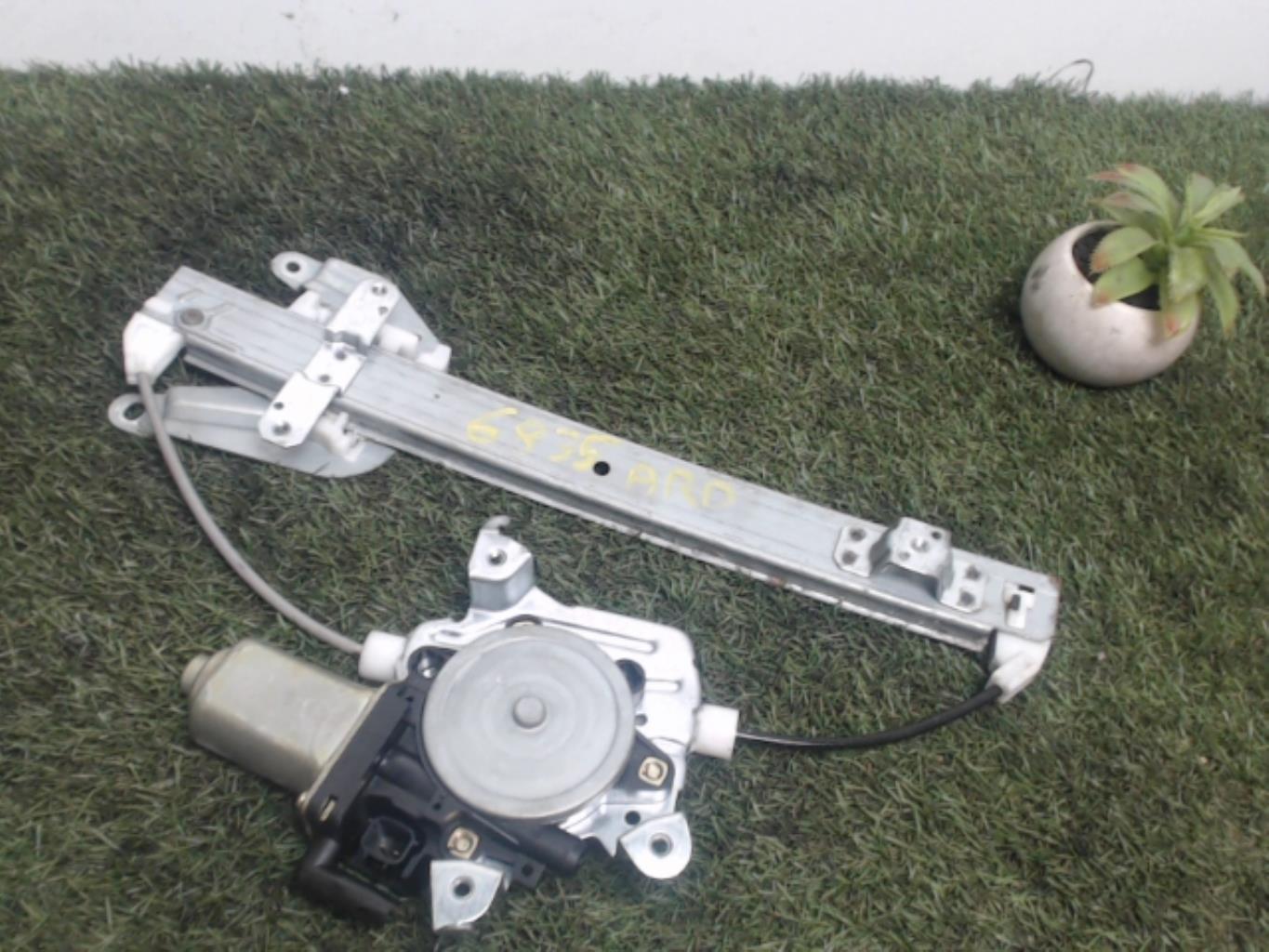 Leve vitre electrique arriere droit