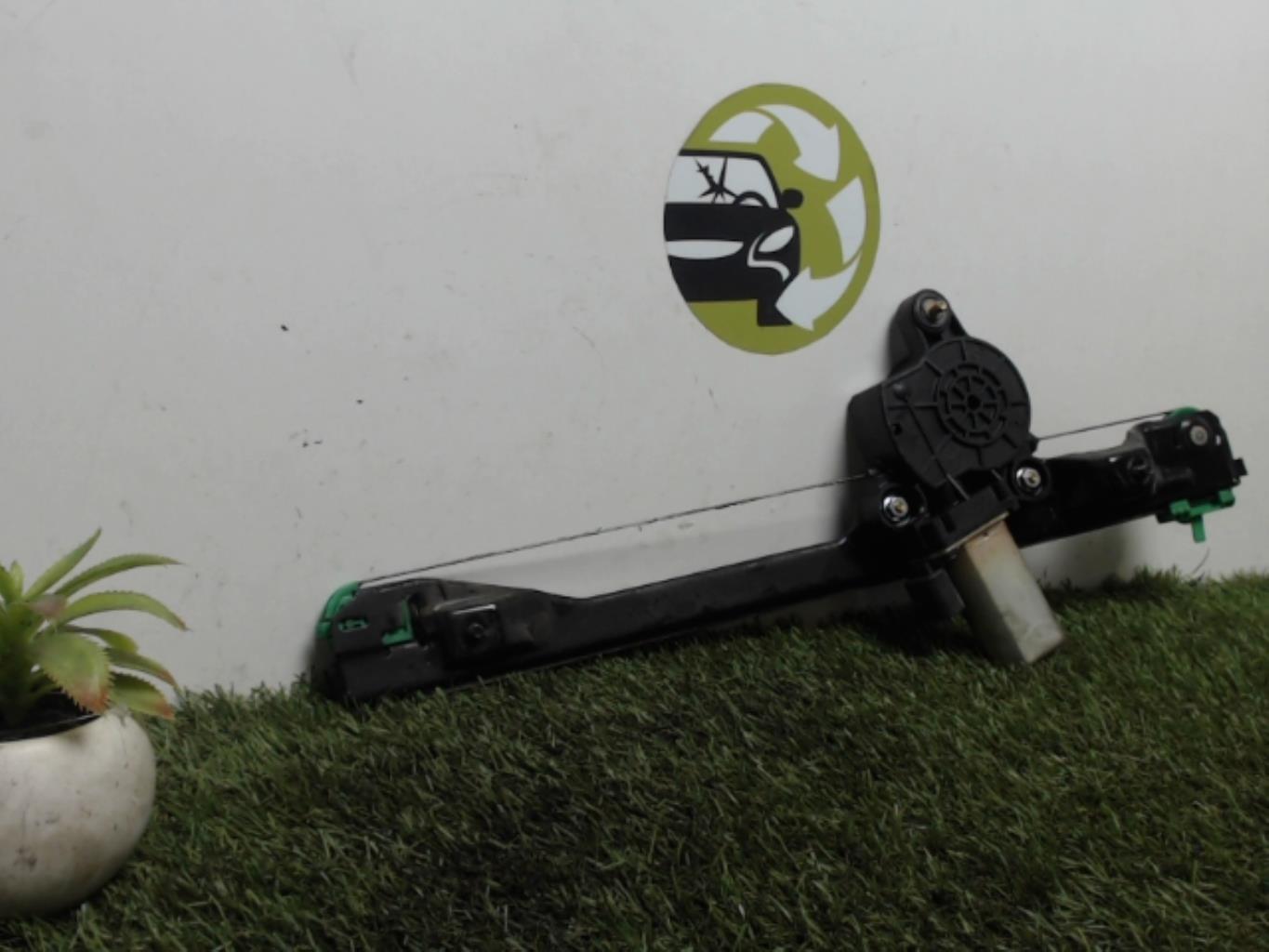 Leve vitre electrique avant droit