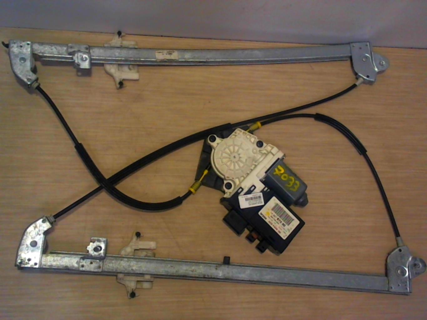 Leve vitre electrique avant droit