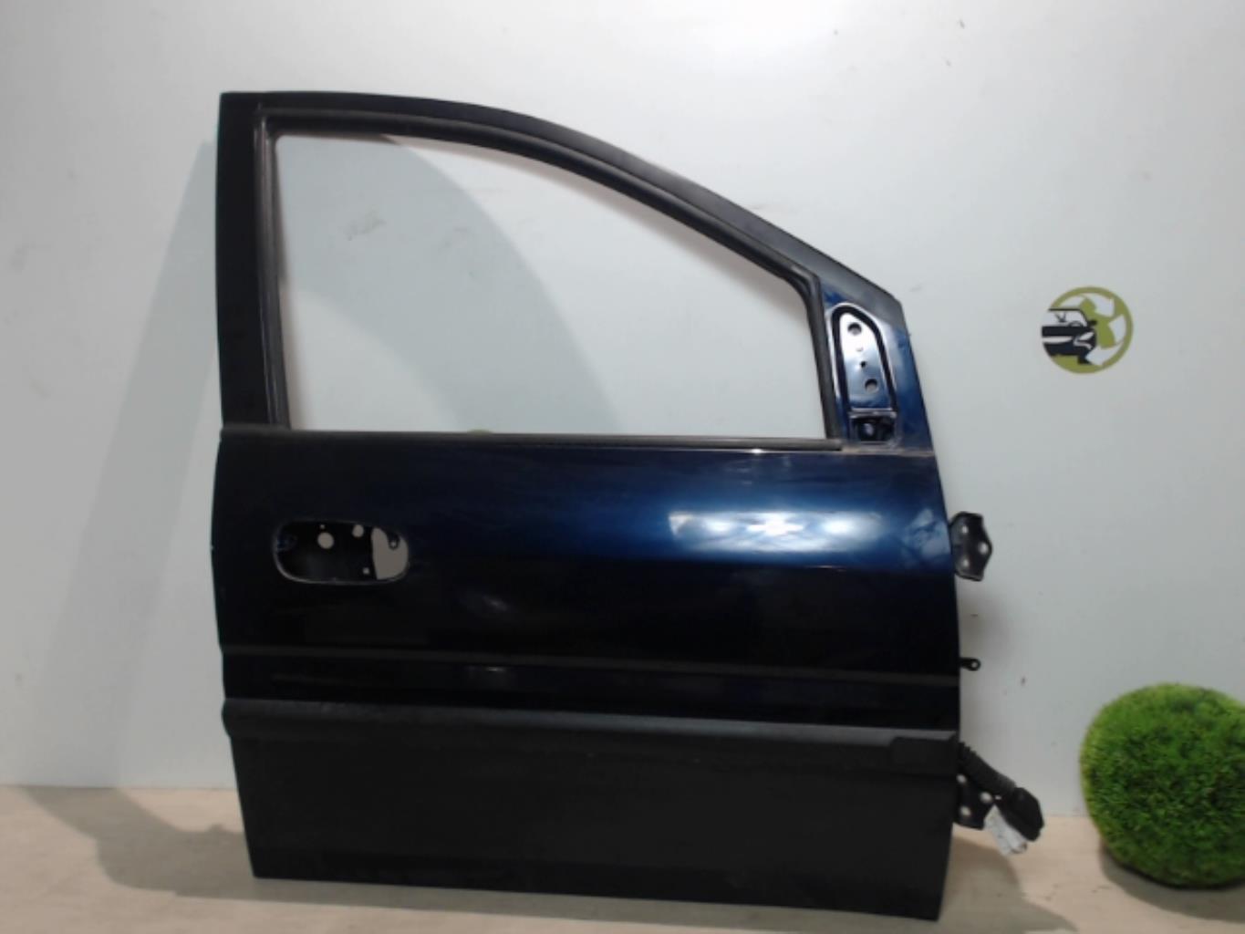 Porte avant droit