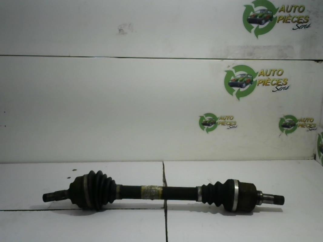 Cardan gauche (transmission)