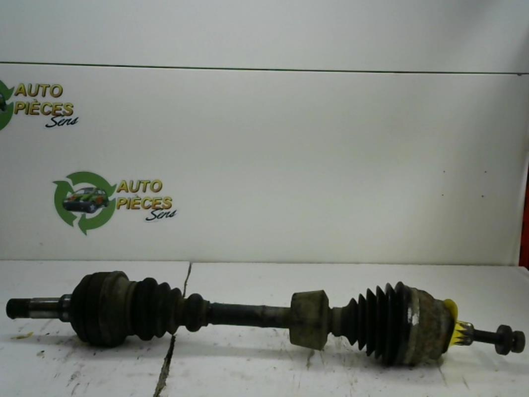 Cardan gauche (transmission)