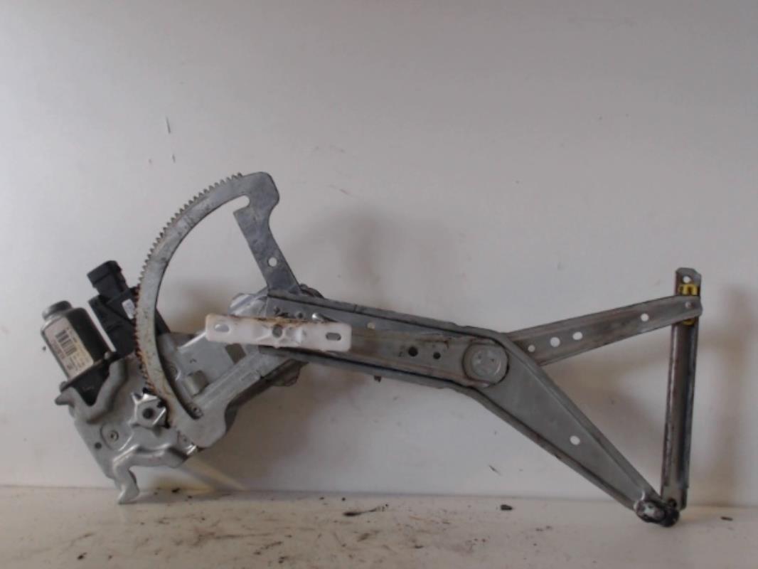Leve vitre electrique avant droit
